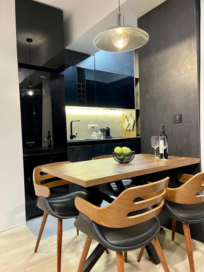 Sunlight Luxe Apartment Üsküp Dış mekan fotoğraf